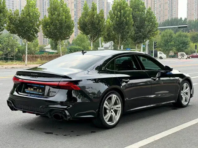 Audi A7L — Фото автомобиля 19