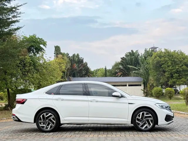 Volkswagen Sagitar — Фото автомобиля 18