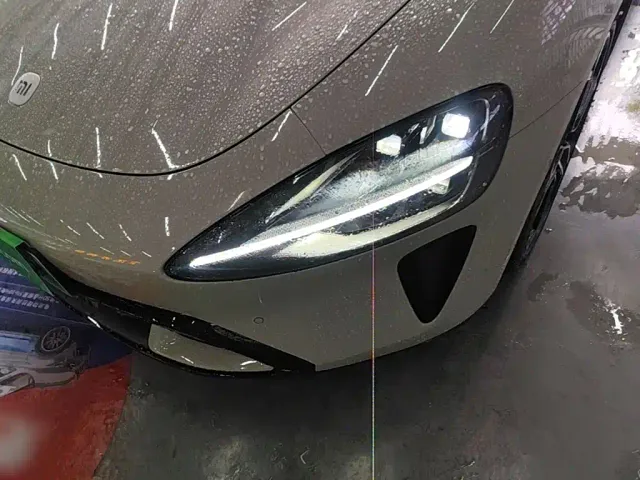 Xiaomi SU7 — Фото автомобиля 17