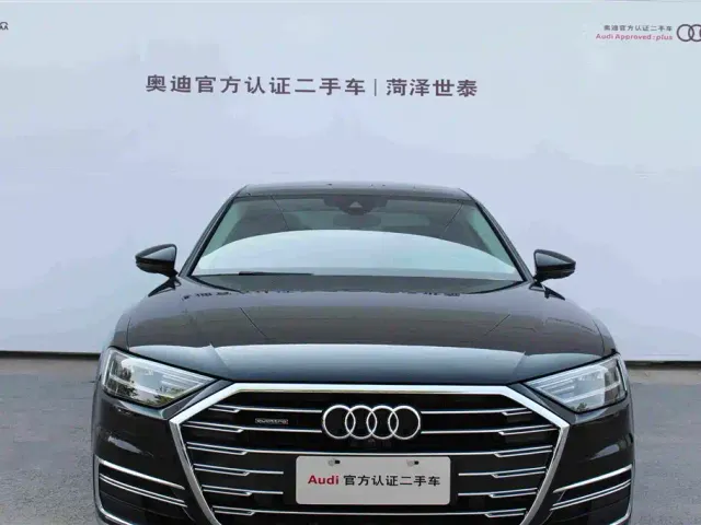 Audi A8 — Фото автомобиля 2