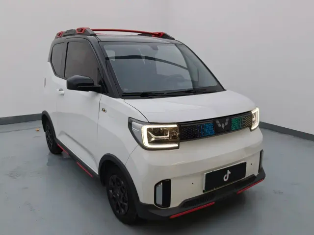 Wuling Hongguang Mini EV — Фото автомобиля 3
