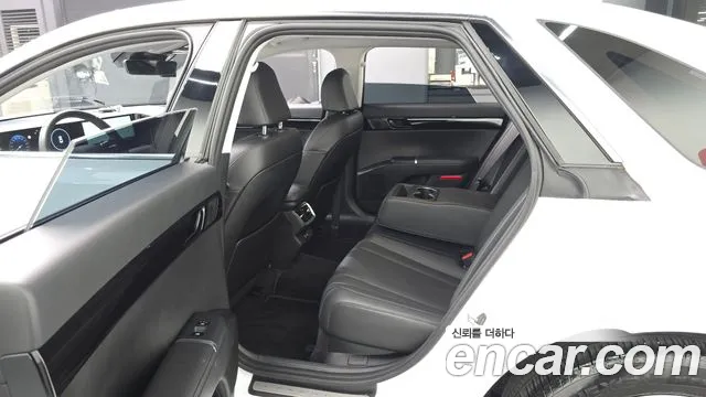 Hyundai Grandeur Grandeur (GN7) — Фото автомобиля 11
