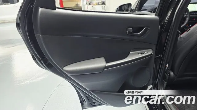 Hyundai Kona — Фото автомобиля 23