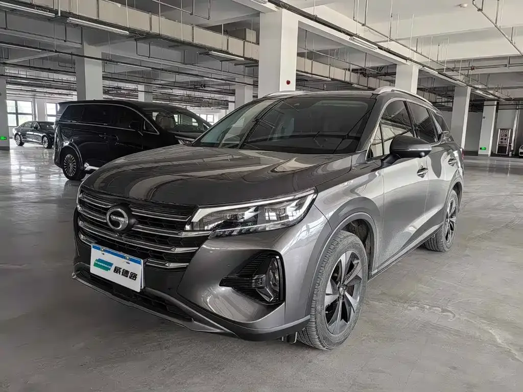 Фотография автомобиля — GAC Trumpchi GS4