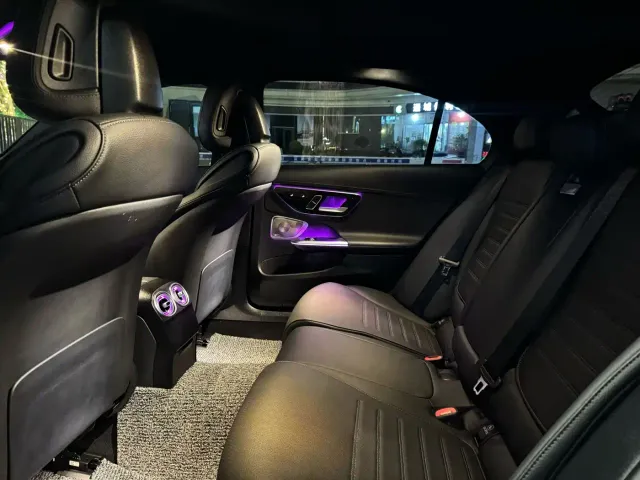 Mercedes-Benz C-Class — Фото автомобиля 5