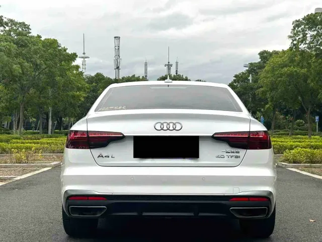 Audi A4L — Фото автомобиля 4