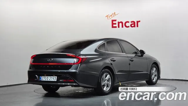 Hyundai Sonata Sonata (DN8) 2.0 LPG(Для проката) — Фото автомобиля 2