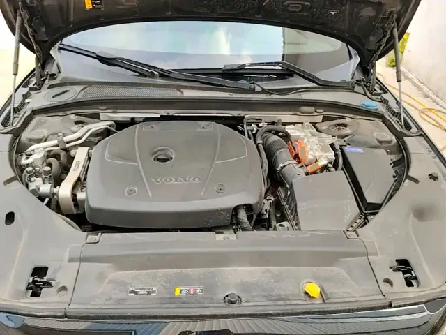 Volvo S90 — Фото автомобиля 15