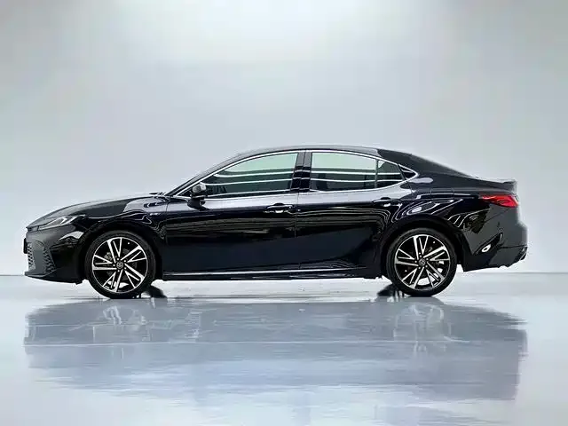 Toyota Camry — Фото автомобиля 7