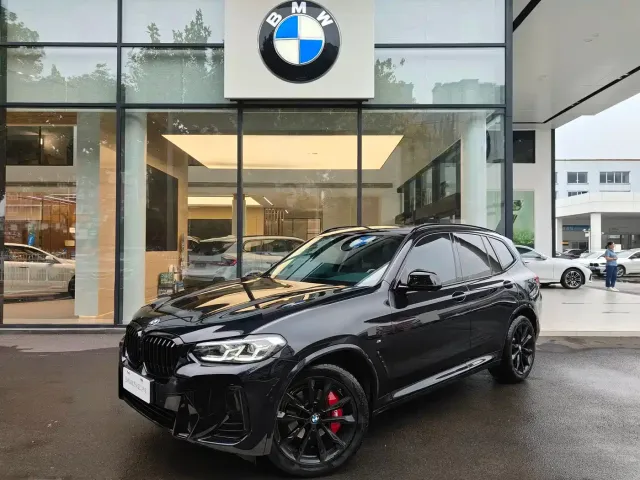 Фотография автомобиля — BMW X3