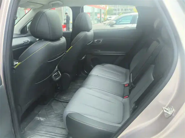 Changan Qiyuan Q05 — Фото автомобиля 9