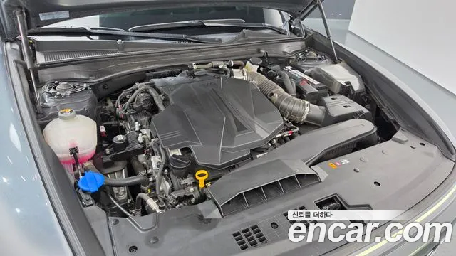Hyundai Grandeur GN7 — Фото автомобиля 6