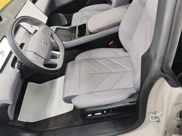 Nio ET5 Touring — Фото автомобиля 14