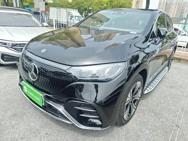 Фотография автомобиля — Mercedes-Benz EQE SUV