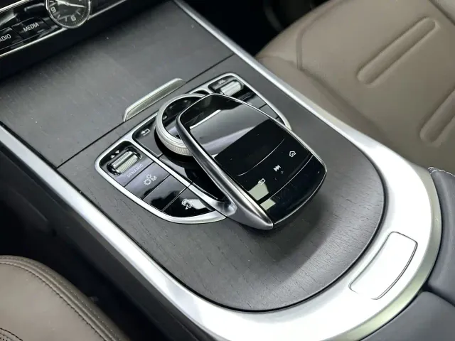 Mercedes-Benz G-Class — Фото автомобиля 19