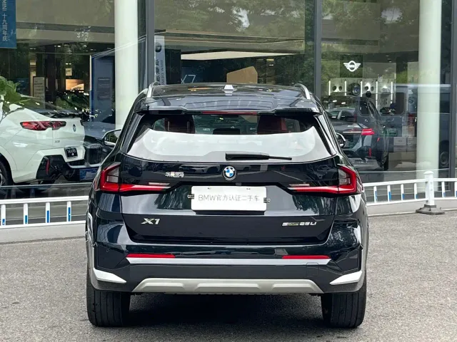 BMW X1 — Фото автомобиля 6
