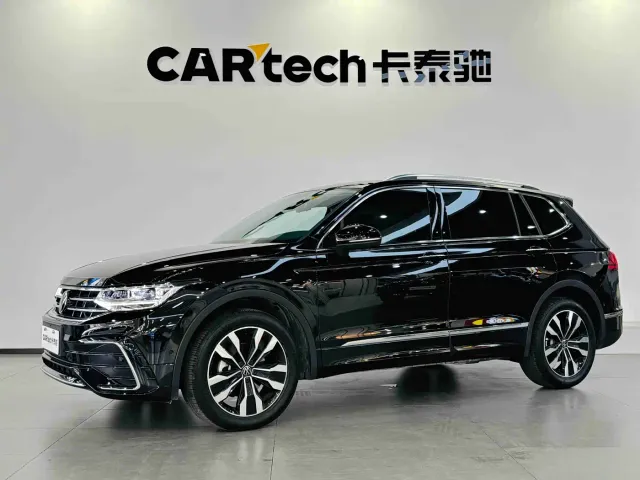 Фотография автомобиля — Volkswagen Tiguan L