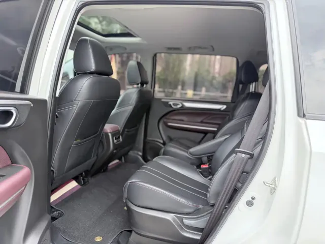 GAC Trumpchi M6 — Фото автомобиля 11