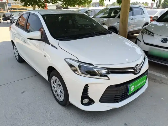 Toyota Vios — Фото автомобиля 3
