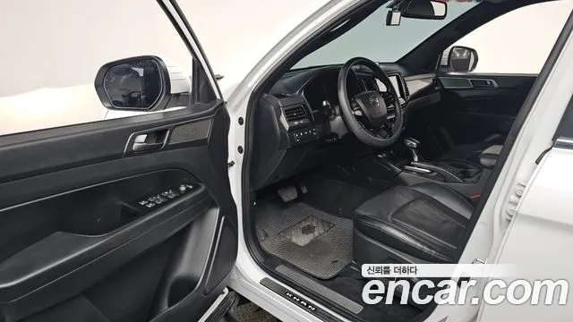 KG_Mobility_Ssangyong Rexton Новый Rexton Sport Khan Дизель 2.2 4WD — Фото автомобиля 11