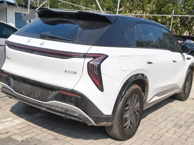 Hongqi Tian Gong 08 — Фото автомобиля 3