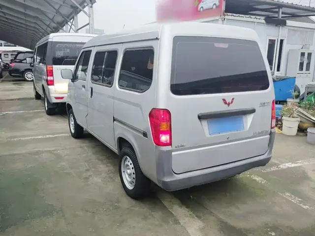 Wuling Zhiguang — Фото автомобиля 4