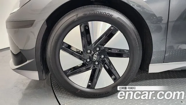 Hyundai Ioniq6 Ioniq 6 Standard — Фото автомобиля 5