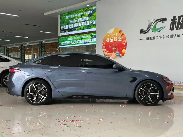 BYD Seal — Фото автомобиля 6
