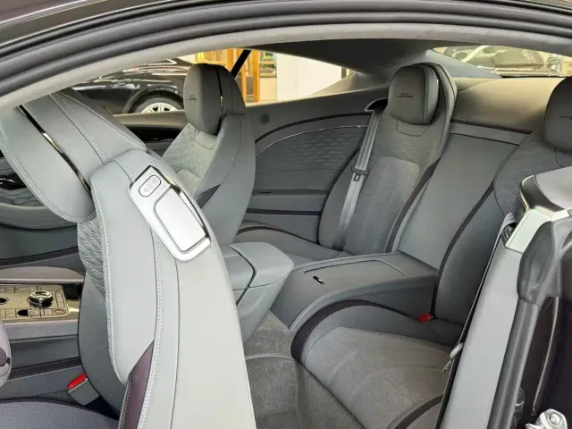 Bentley Continental — Фото автомобиля 14