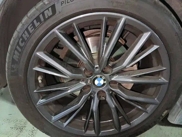 BMW 3 Series — Фото автомобиля 7