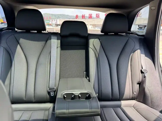 Geely Xingyue L — Фото автомобиля 25