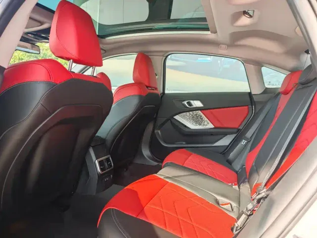 BMW BMW 2 Series 2025 225L M Sport Package — Фото автомобиля 11