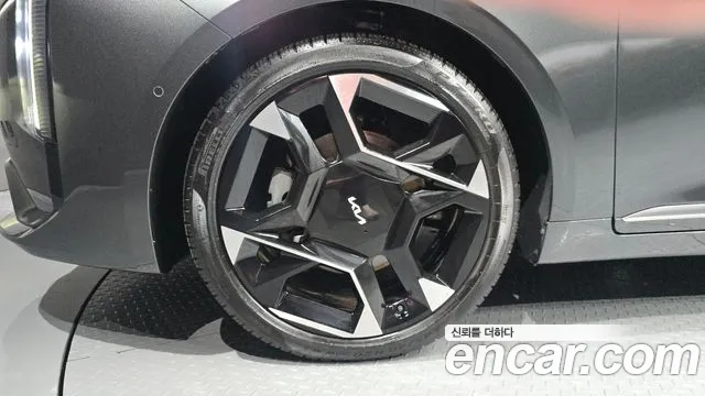 Kia K8 The New K8 2.5 Бензин 2WD — Фото автомобиля 5