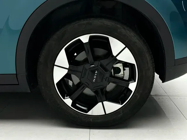 GAC Aion UT — Фото автомобиля 19