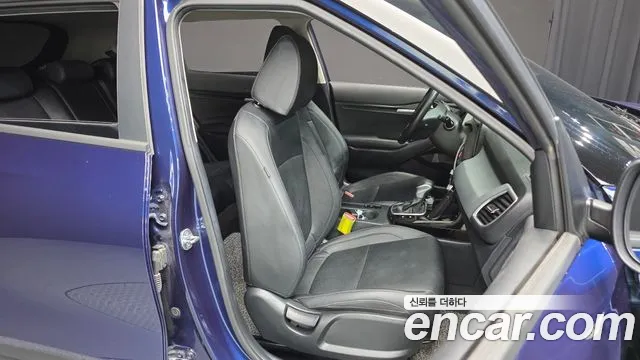 Kia Seltos — Фото автомобиля 12