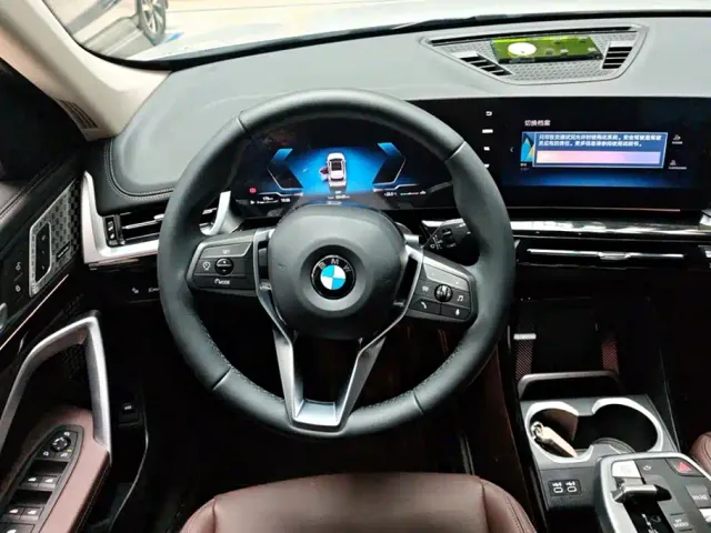 BMW X1 — Фото автомобиля 15