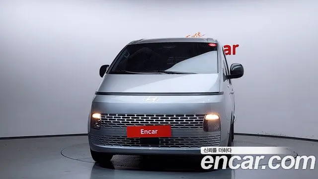 Hyundai Staria Staria Карго 5 мест — Фото автомобиля 3