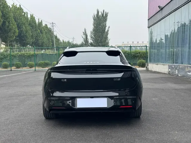 ZEEKR Zeekr 007GT 2025 Long Range RWD Smart Driving Edition 100kWh — Фото автомобиля 4
