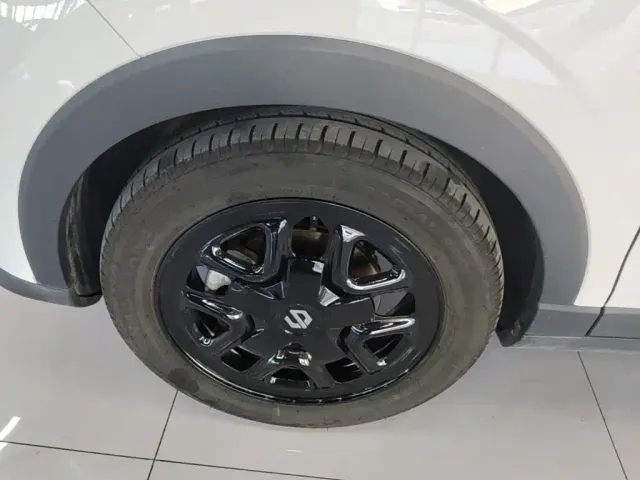 Leapmotor T03 — Фото автомобиля 22