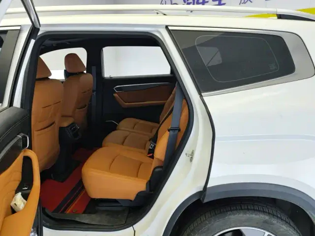 Geely Haoyue L — Фото автомобиля 11