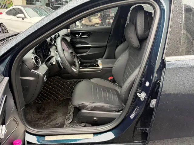Mercedes-Benz C-Class — Фото автомобиля 4