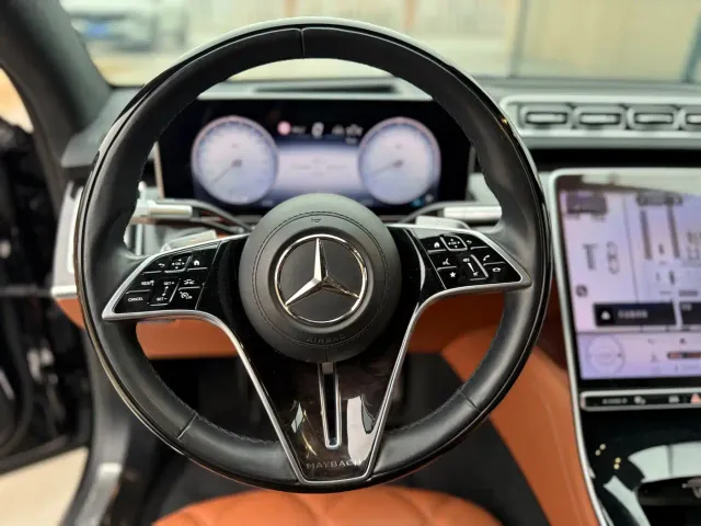 Mercedes-Benz Maybach S-Class — Фото автомобиля 15