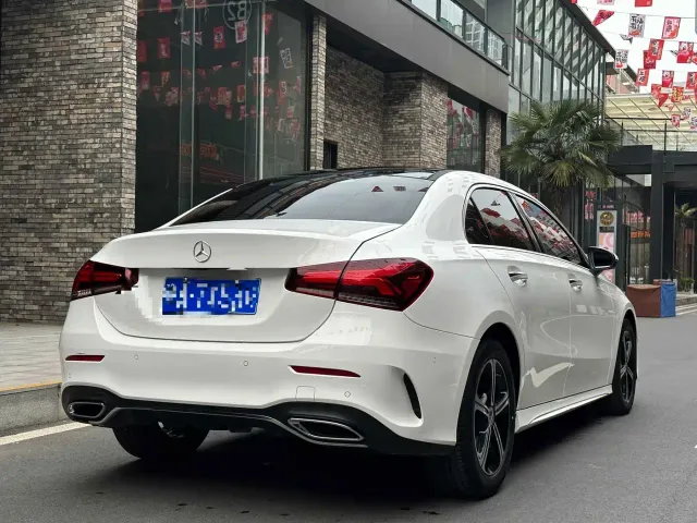Mercedes-Benz A-Class — Фото автомобиля 15