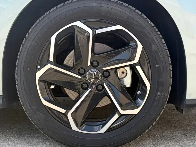 BYD Seal 06 — Фото автомобиля 18