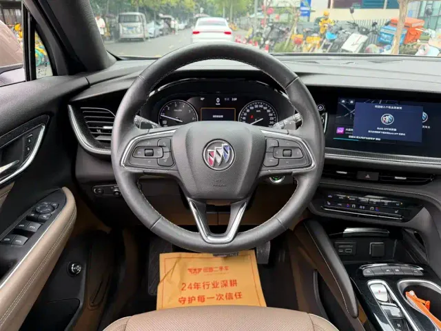 Buick Envision Plus — Фото автомобиля 14