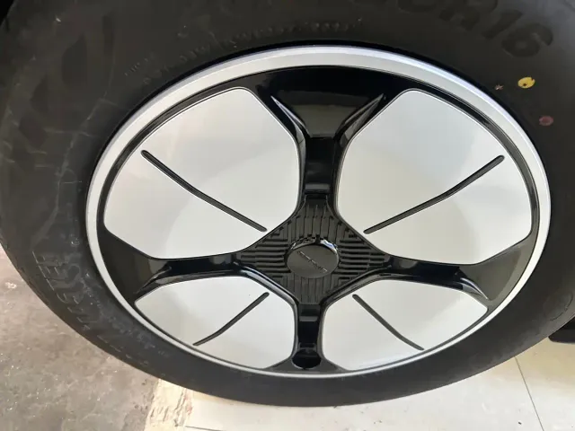 Geely Starry Wish — Фото автомобиля 11