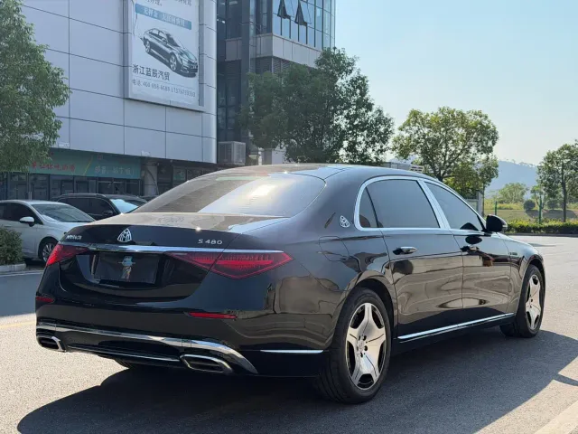 Mercedes-Benz Maybach S-Class — Фото автомобиля 12
