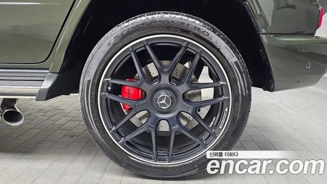 Mercedes-Benz G-Class — Фото автомобиля 16