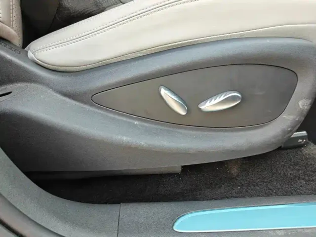 BYD Sealion 06 — Фото автомобиля 20