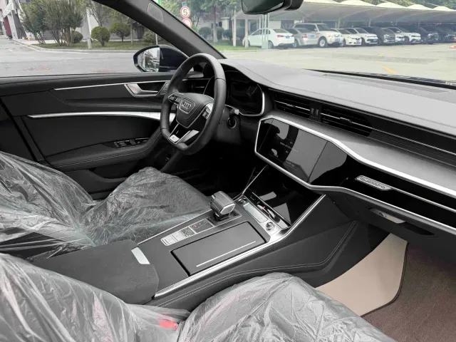 Audi A6L — Фото автомобиля 19
